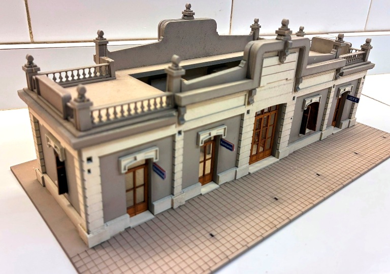 ESTACION PLOMER: NOVEDAD DE MINIATURE WORLD